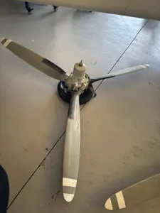HC-C3YN-2LF Hartzell propeller (SMOH: 1139) Removed from a Piper PA31P Navajo RH